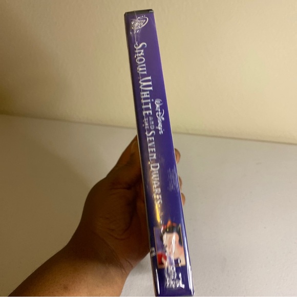 SEALED PLATINUM EDITION WALT DISNEY'S SNOW WHITE AND THE SEVEN DWARFS 2-DISC DVD - Picture 8 of 10